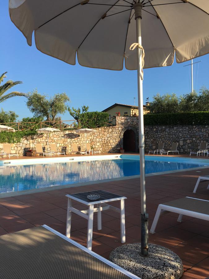 La Cipriana Villa Кастането Кардучи Екстериор снимка